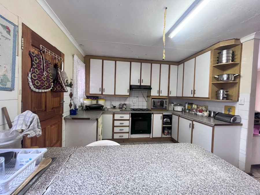 3 Bedroom Property for Sale in Lourierpark Free State